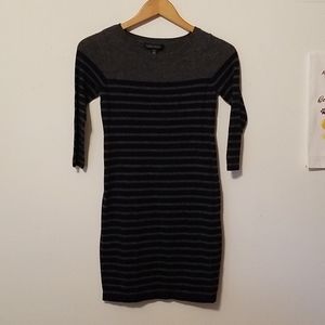 Banana Republic Dress Made of Italian Yarn